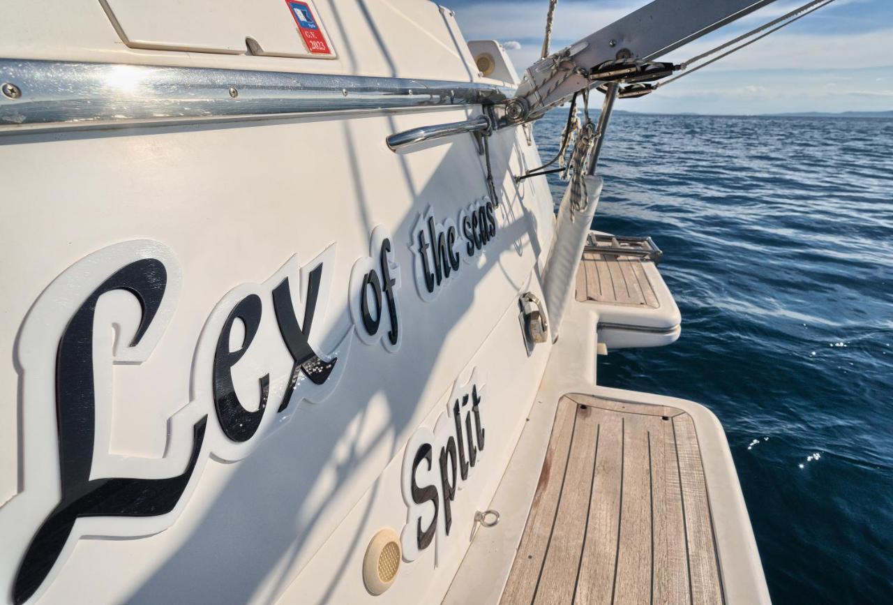 ホテル Luxury Yacht - Lex Of The Seas スプリト エクステリア 写真