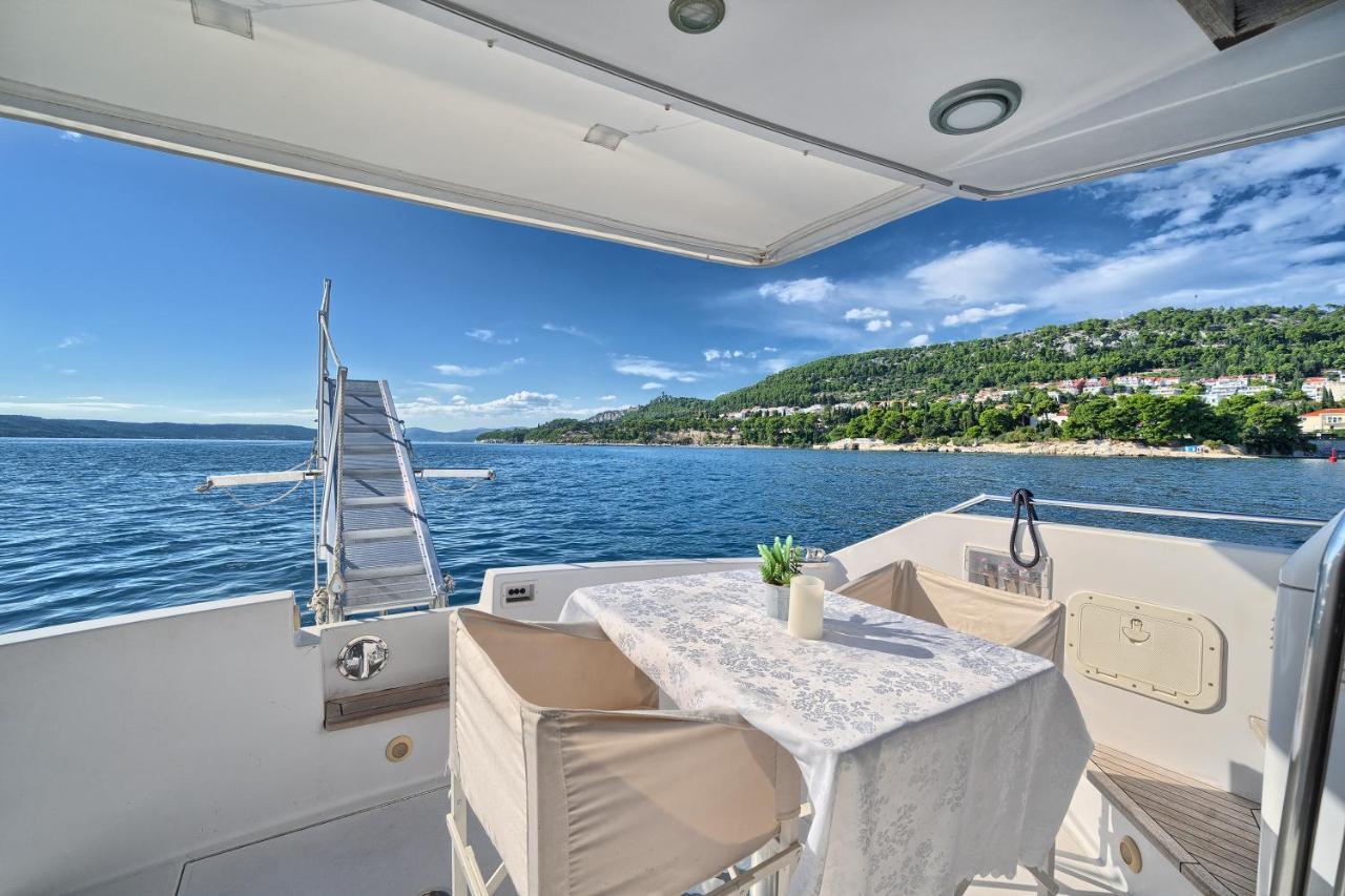 ホテル Luxury Yacht - Lex Of The Seas スプリト エクステリア 写真